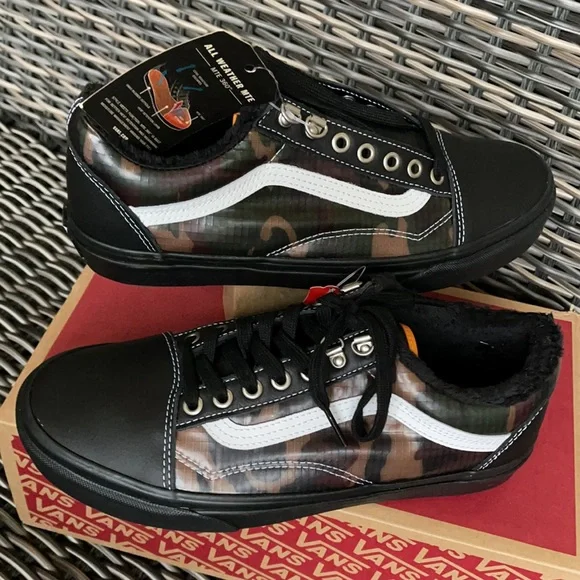 Vans WMNS Old Skool Mte Black/Camo Sneakers - Picture 11 of 16